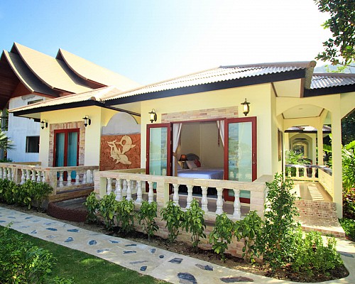 Beach Front Pool View Bungalow