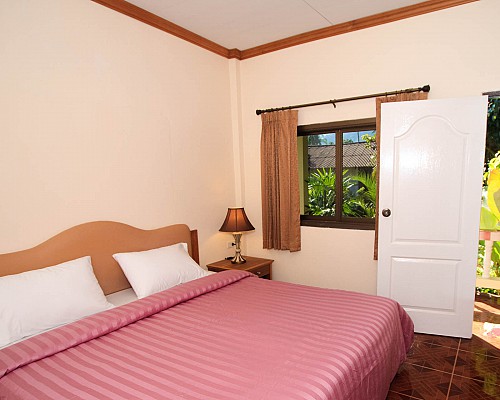 Garden View Bungalow (1 Double Bed)